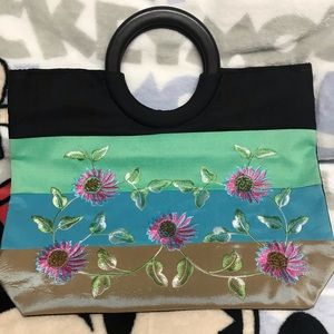Embroidery 🧵 tote bag 👜